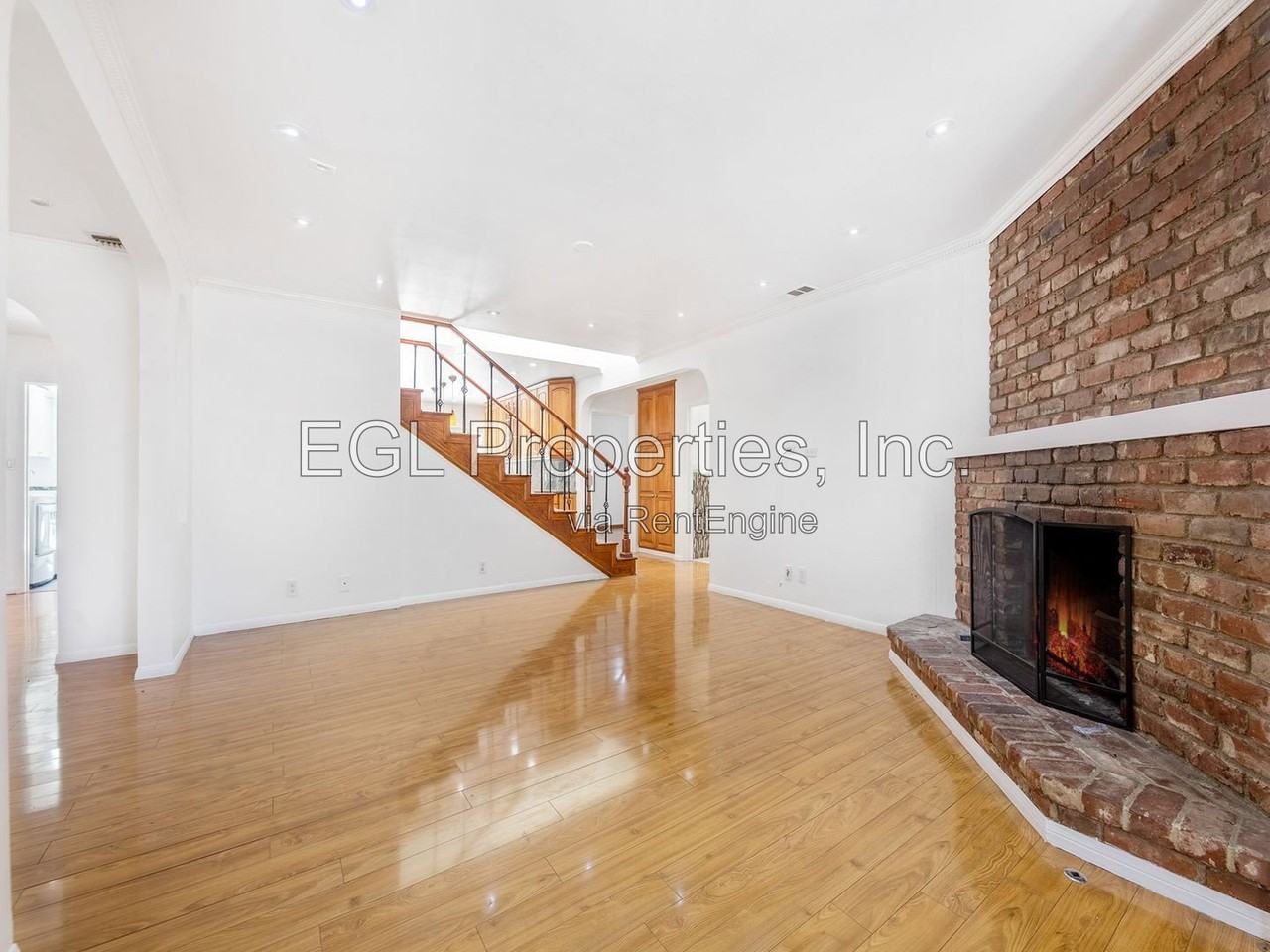22018 Dumetz Rd - Photo 7 of 29