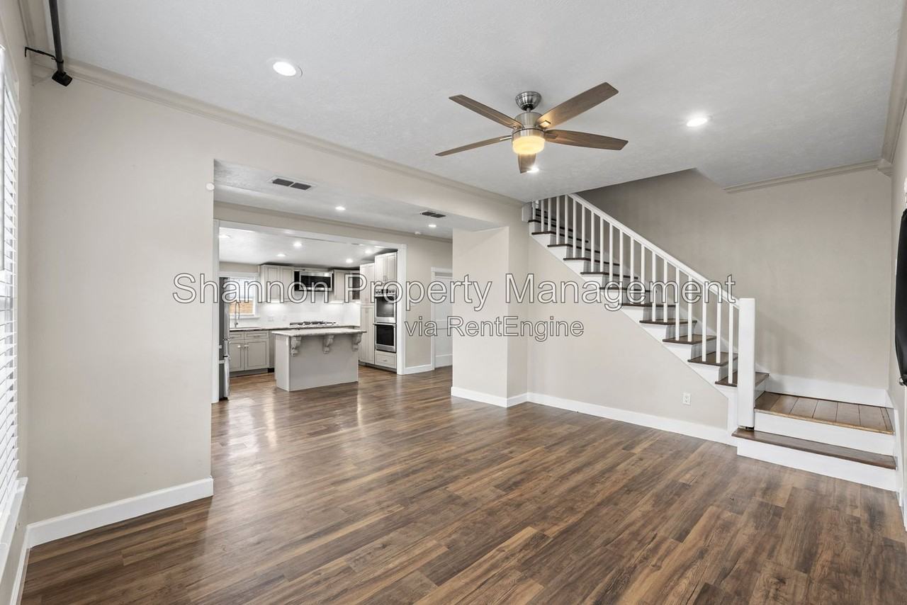 901 Melbourne St - Photo 6 of 34