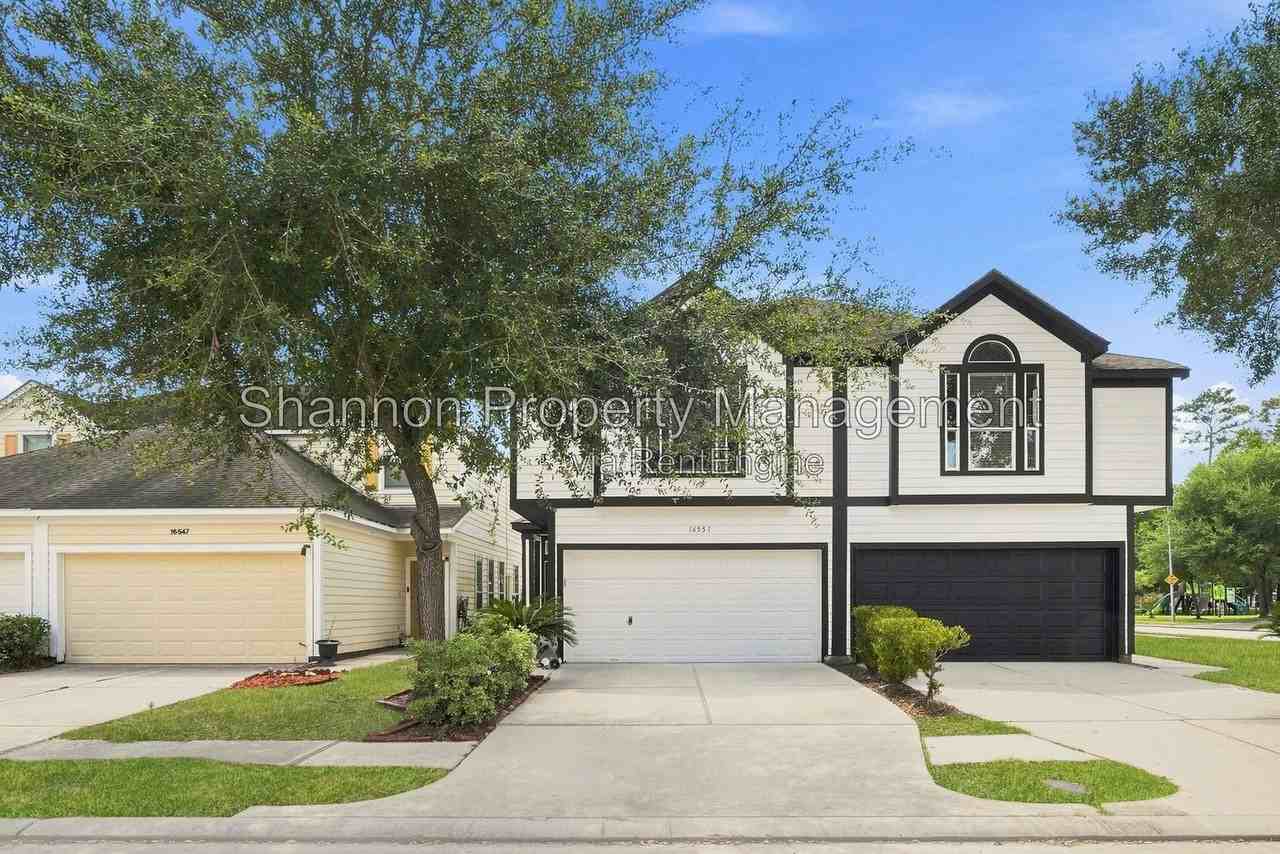 16551 Pentonshire Ln - Photo 2 of 49