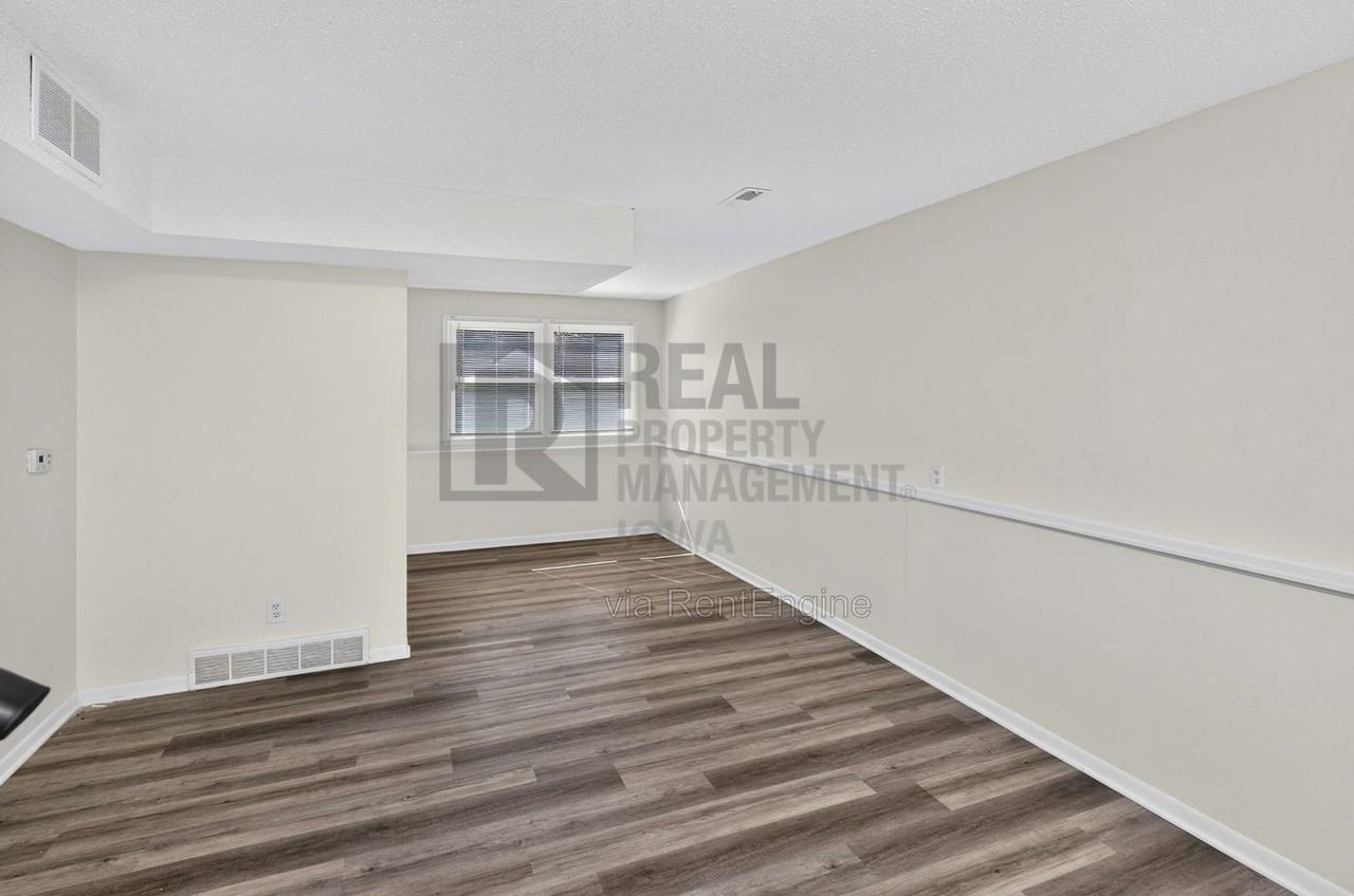 3414 Sw 42nd St #3414 - Photo 3 of 28