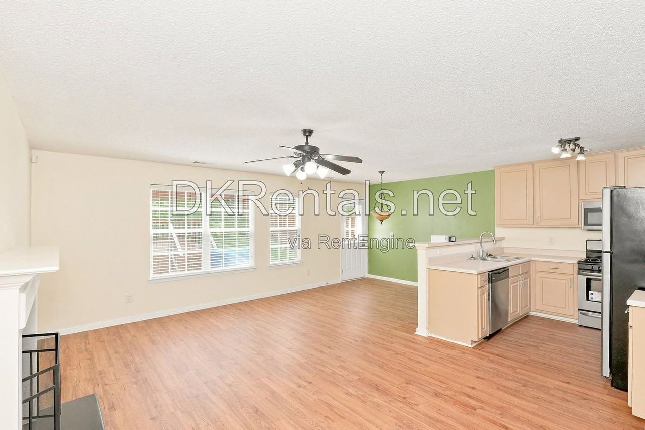463 Thistle Cv - Photo 2 of 20