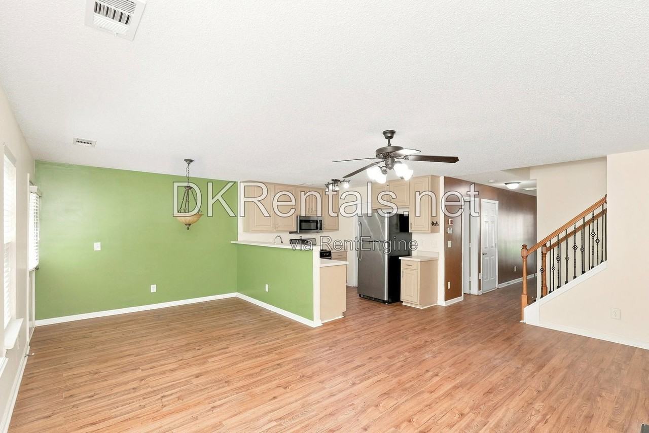 463 Thistle Cv - Photo 4 of 20