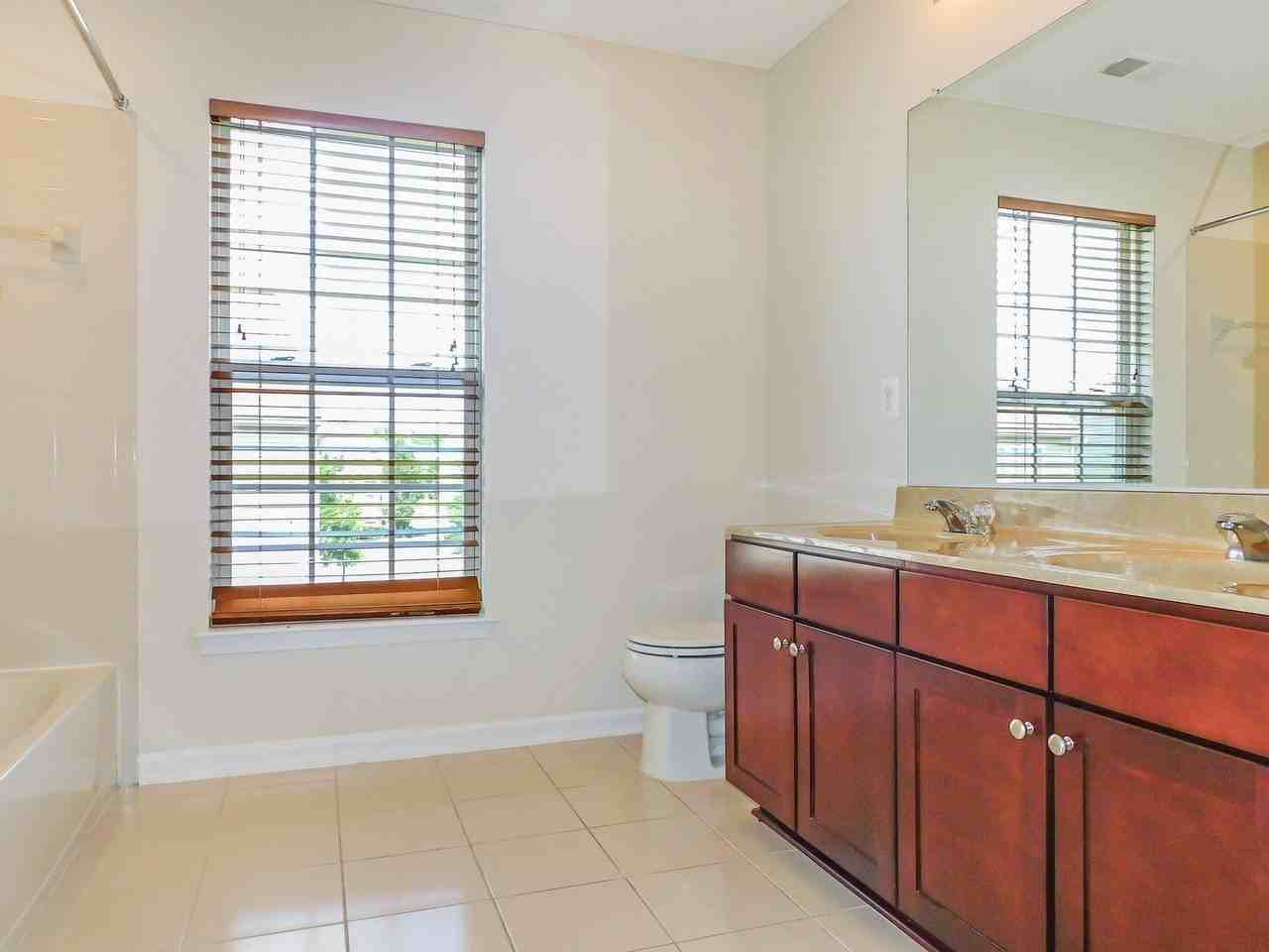 21310 Jettison Ct - Photo 7 of 16