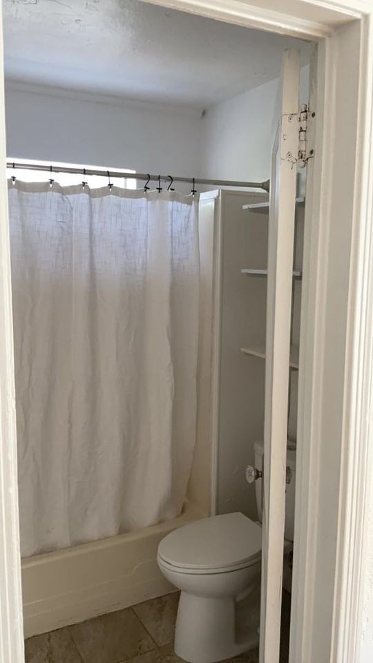 1335 Willis St - Photo 7 of 26