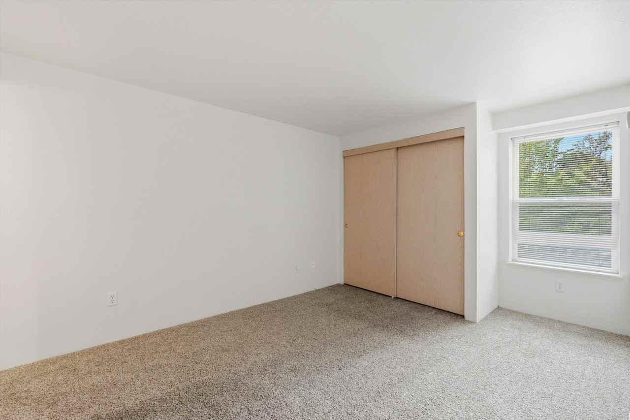 Barbur Heights Apartments - Photo 7 of 25