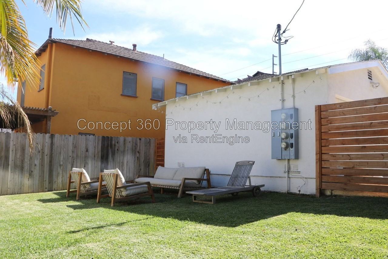 4727 E Colorado St #B - Photo 2 of 15