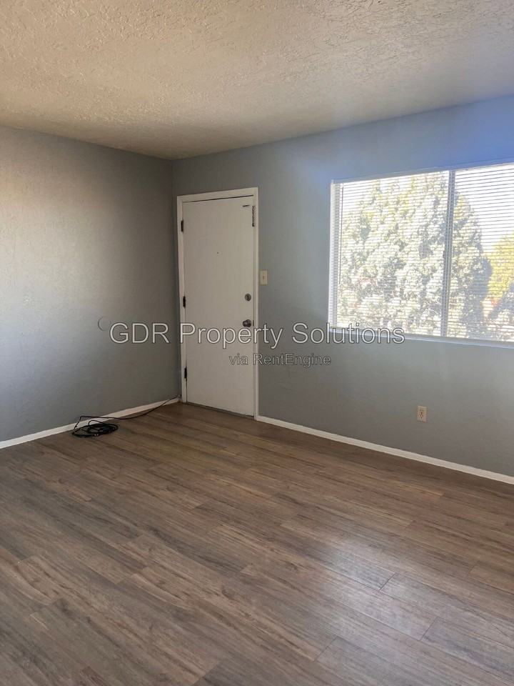 128 General Arnold St Ne #3 - Photo 5 of 19