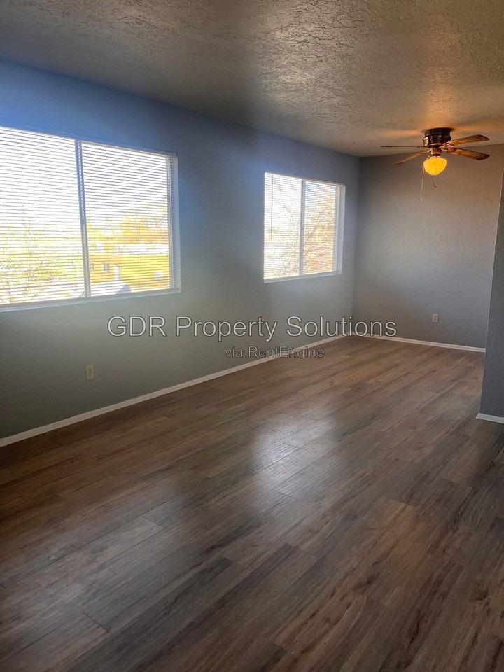 128 General Arnold St Ne #3 - Photo 6 of 19
