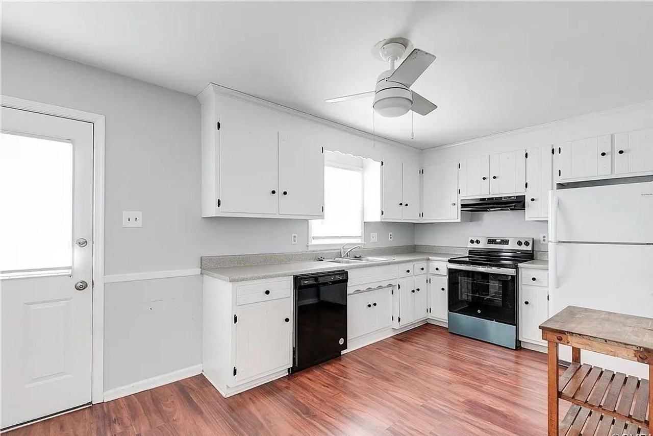 1624 Mountain Pine Ter - Photo 7 of 20