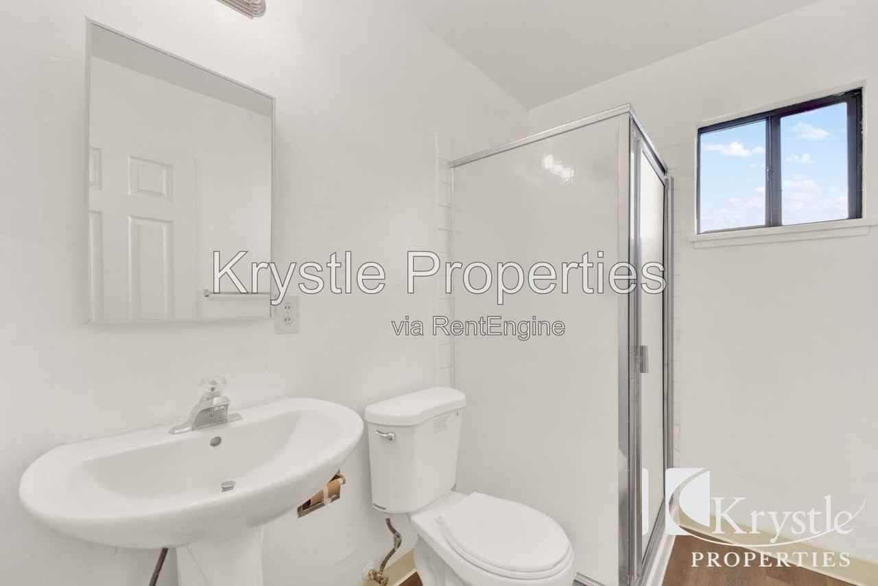 2444 Springs Rd - Photo 7 of 15