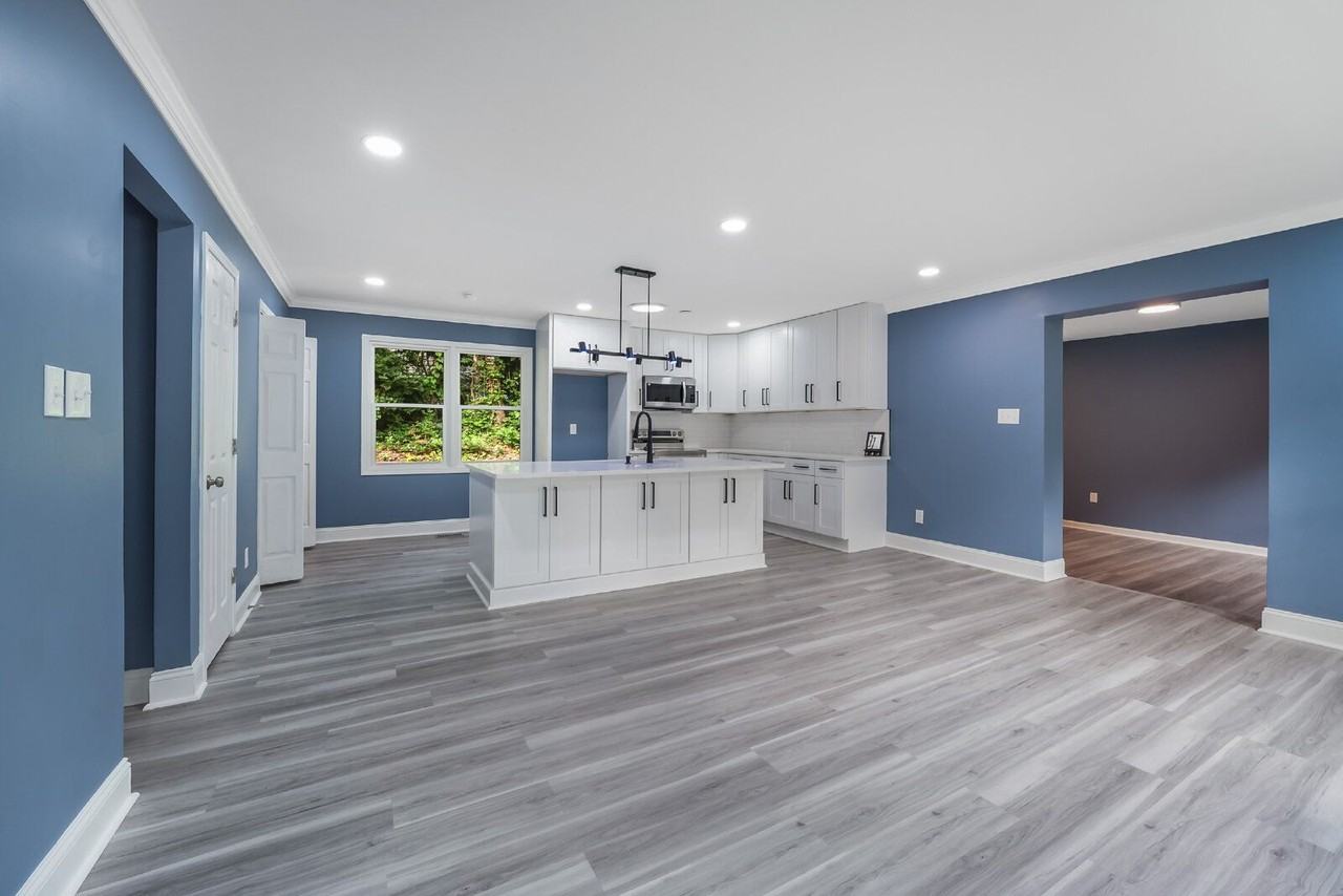 1 Westbury Pl - Photo 6 of 28