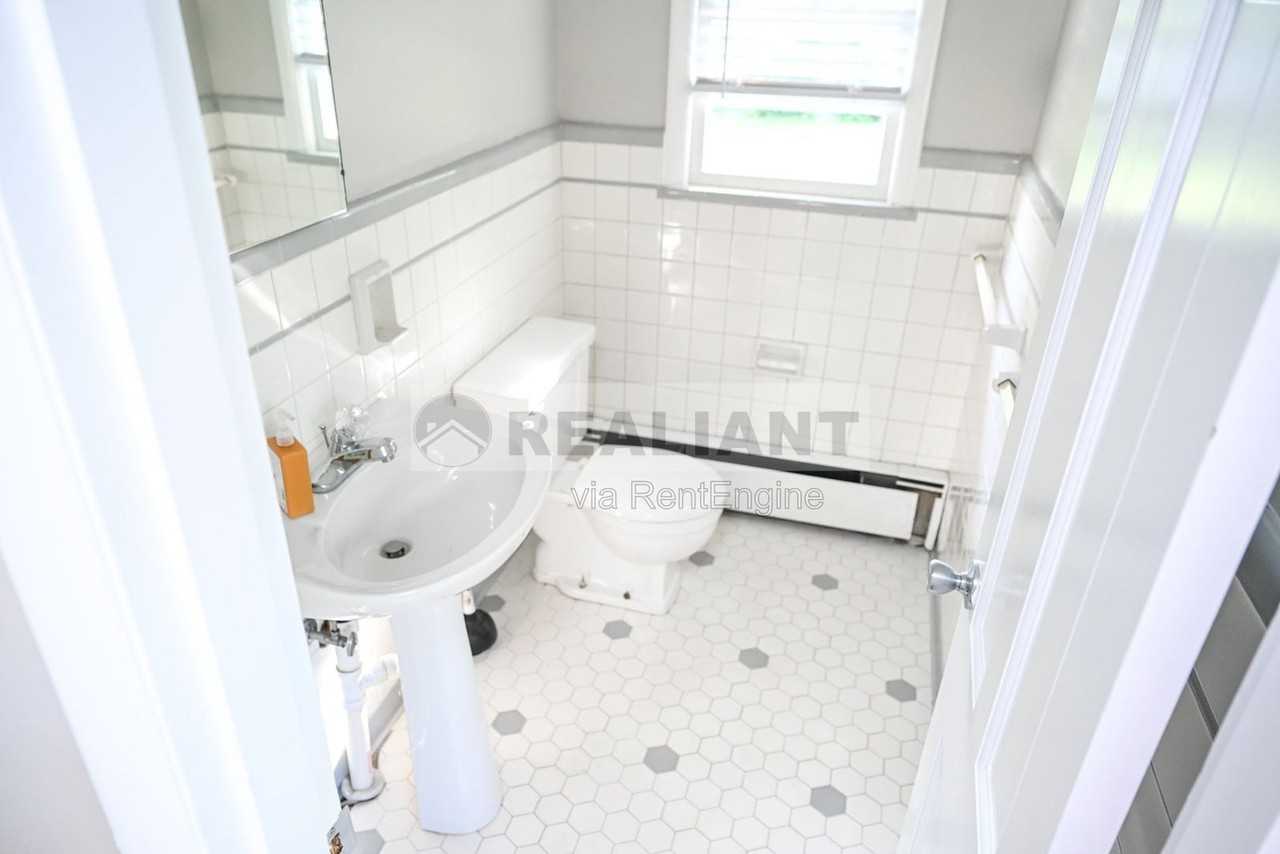 517 N 3rd St - Photo 6 of 50