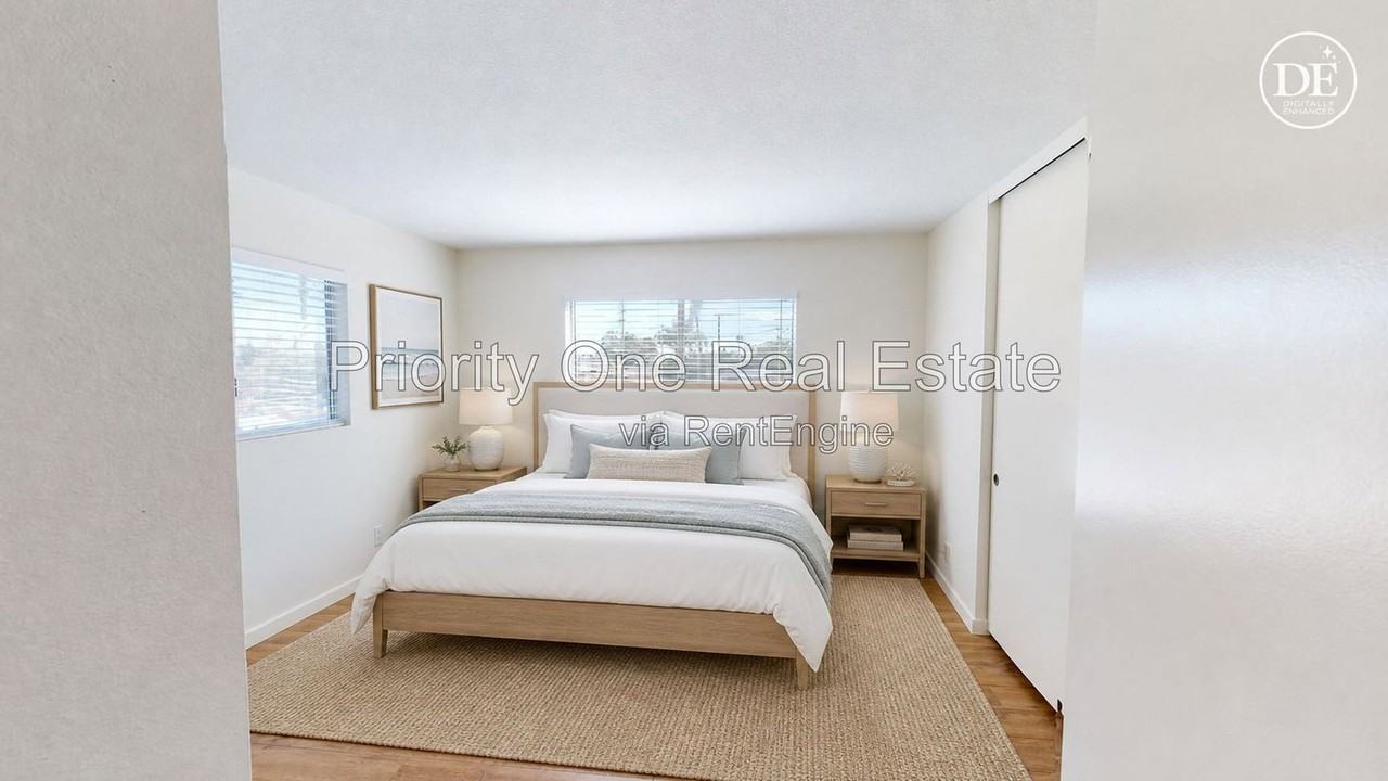 4476 33rd Pl #B - Photo 5 of 41