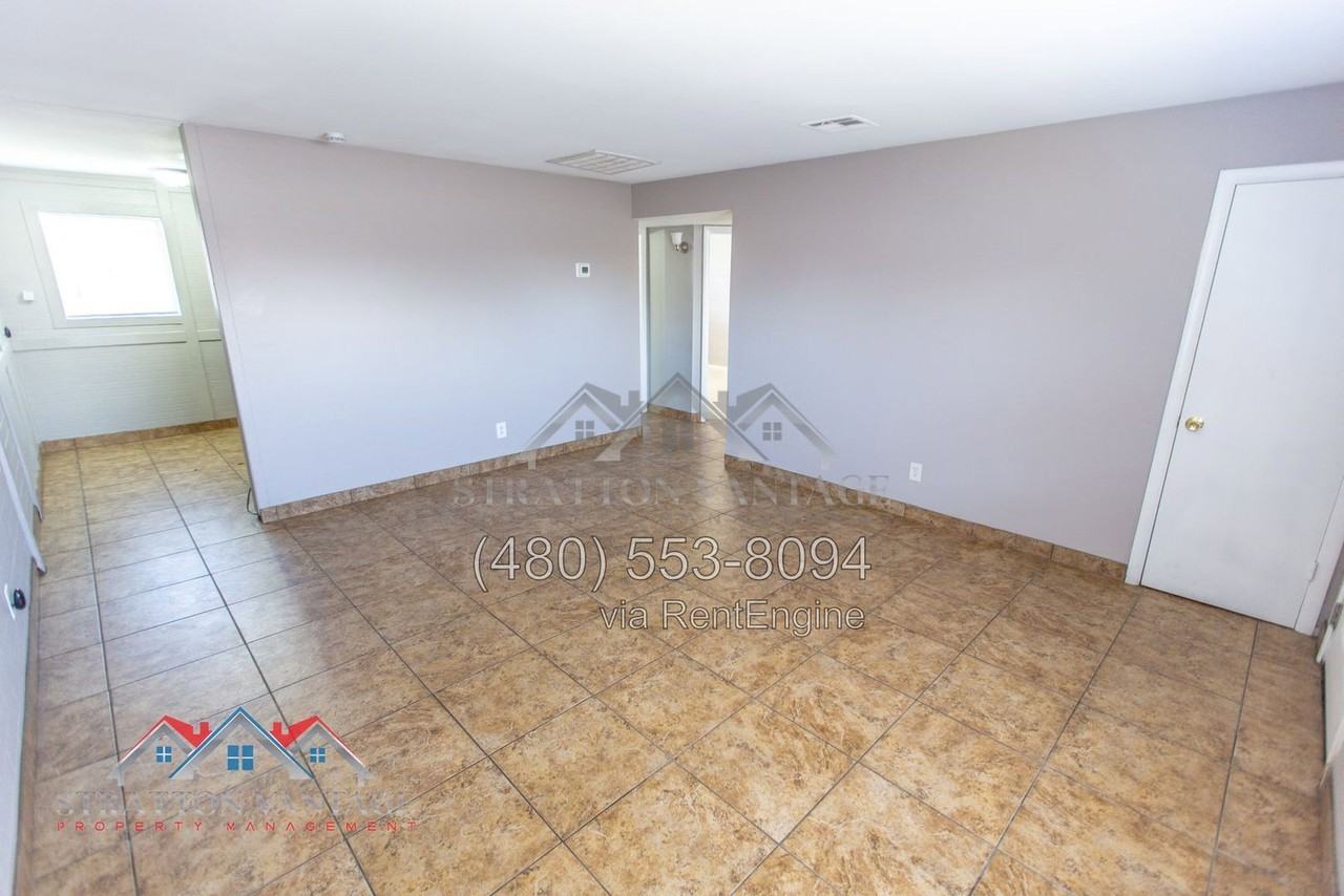 2028 N 26th Pl #1 - Photo 5 of 19