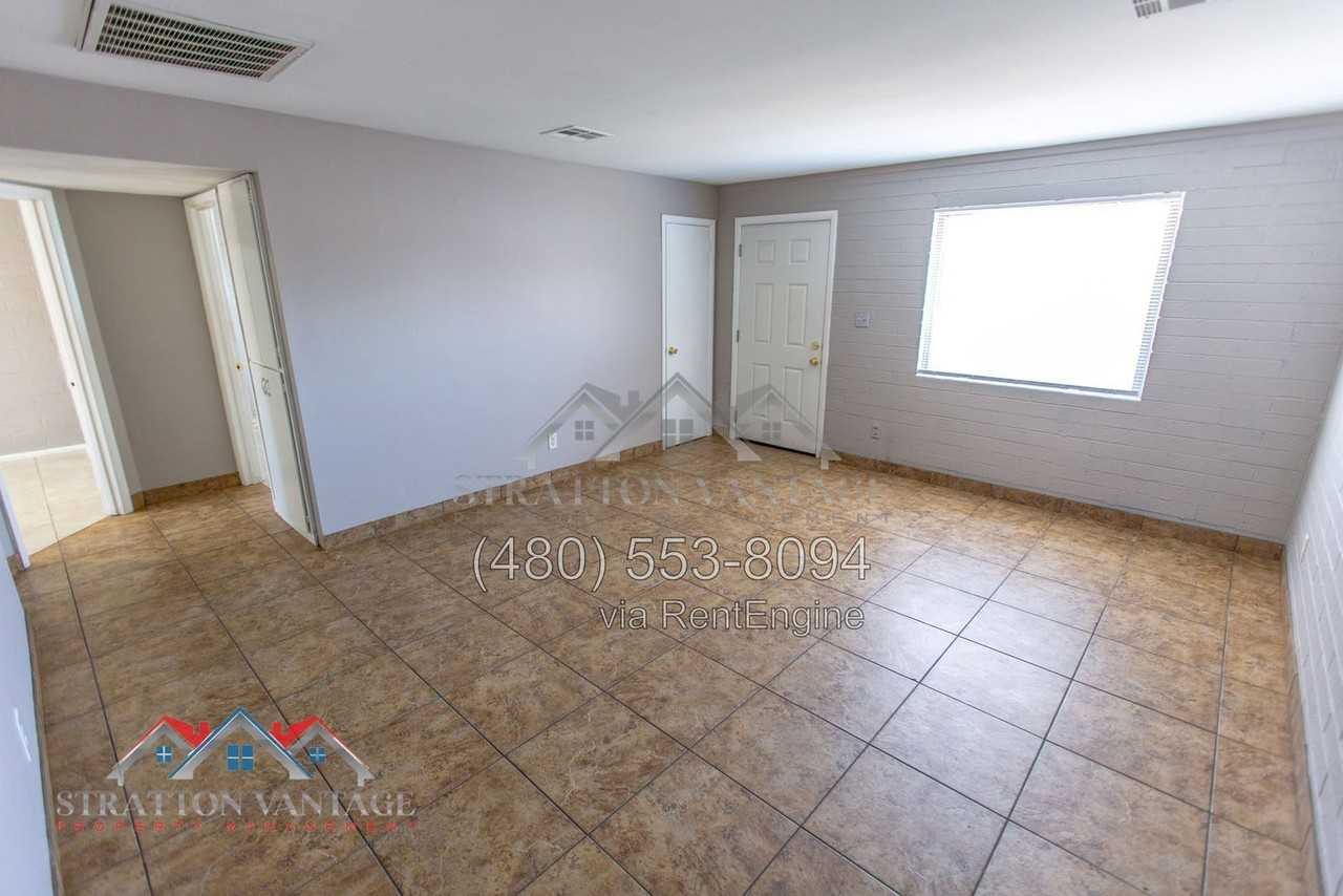 2028 N 26th Pl #1 - Photo 6 of 19