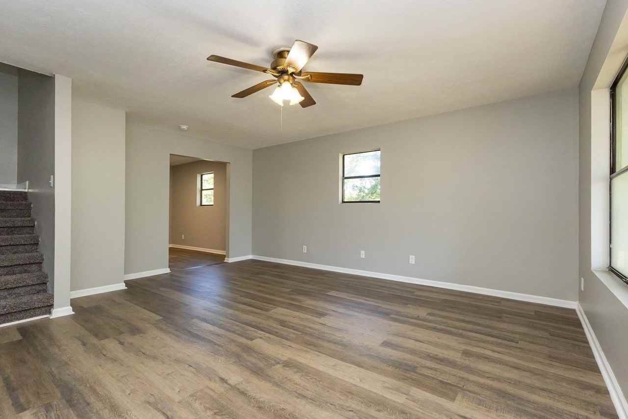 13797 Tanoka Ct - Photo 4 of 23