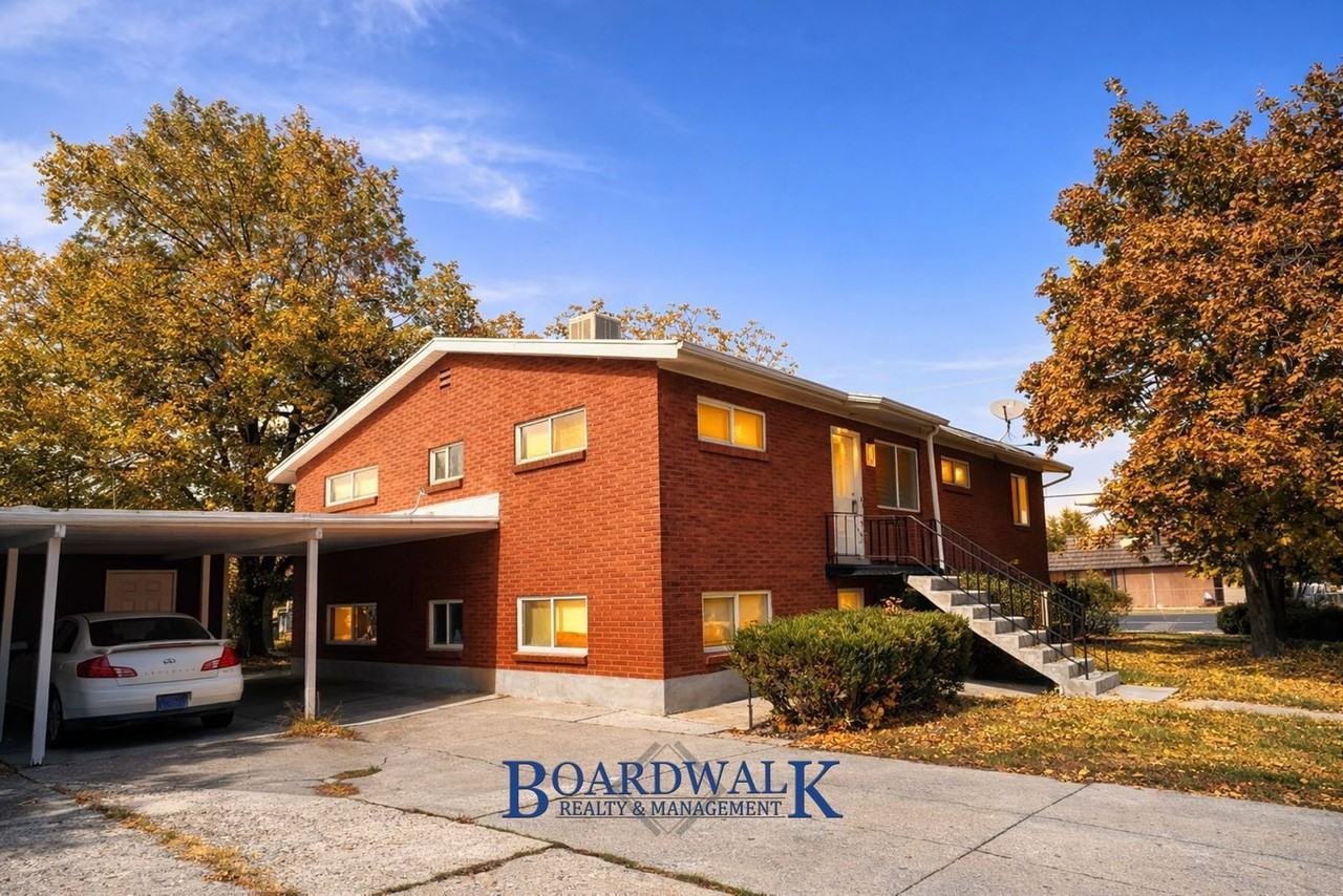 3660 S 3325 W - Photo 2 of 25