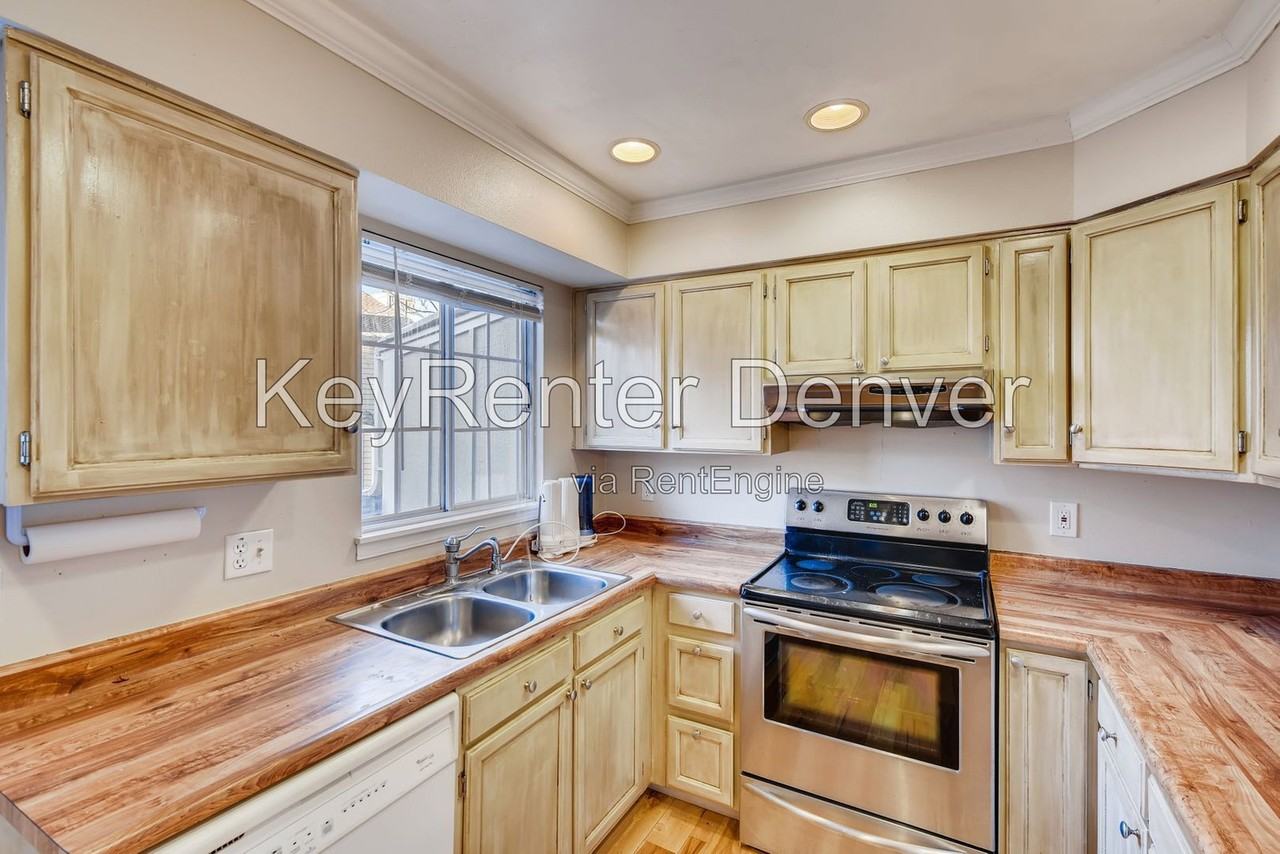 9555 W Coal Mine Ave #A - Photo 6 of 12