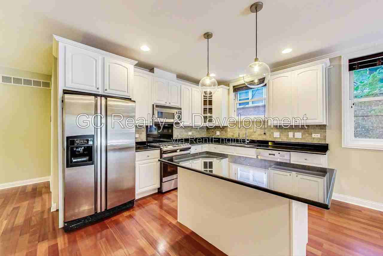 4610 N Ashland Ave #1N - Photo 2 of 44