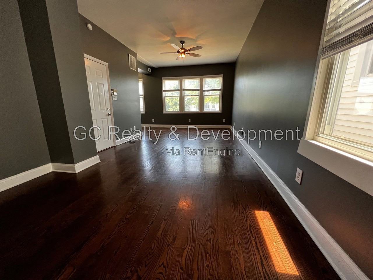 2840 N Maplewood Ave #2 - Photo 2 of 17