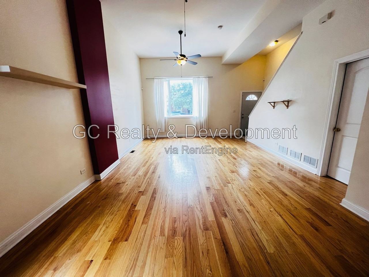 1512 W 17th St #1F - Photo 4 of 20