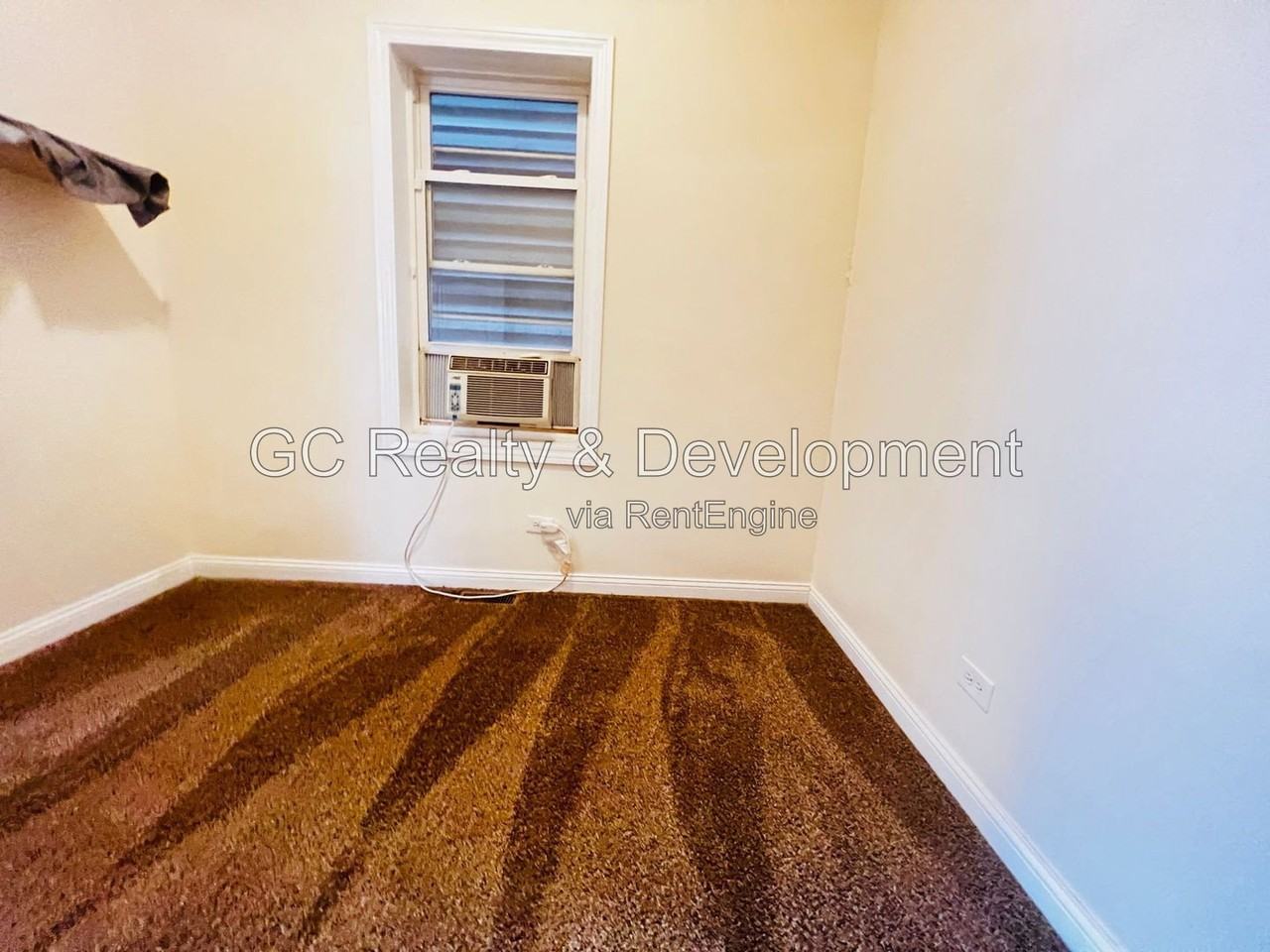 1512 W 17th St #1F - Photo 7 of 20