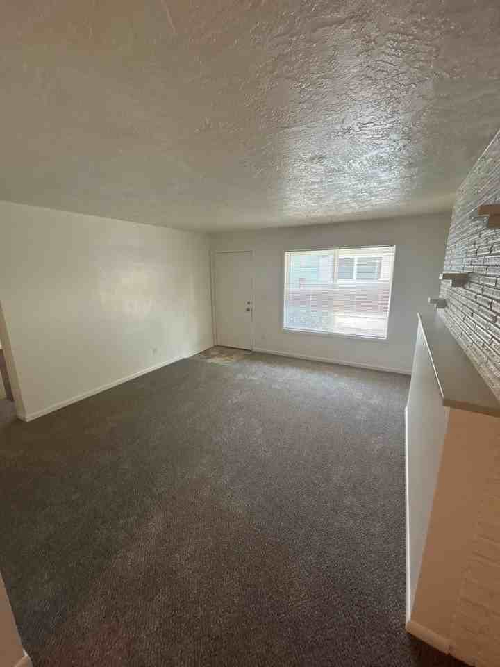 2465 Lee St Se - Photo 4 of 13