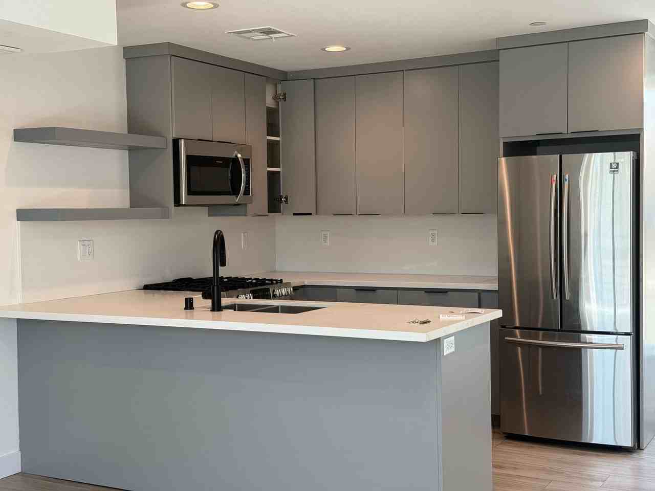 1127 N Virgil Ave - Photo 3 of 16