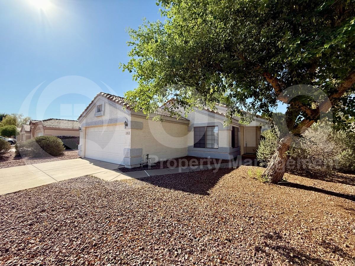 1914 E Palomino Dr - Photo 2 of 26
