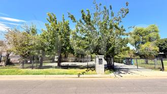 2626 W Vista Ave - Photo 1 of 1