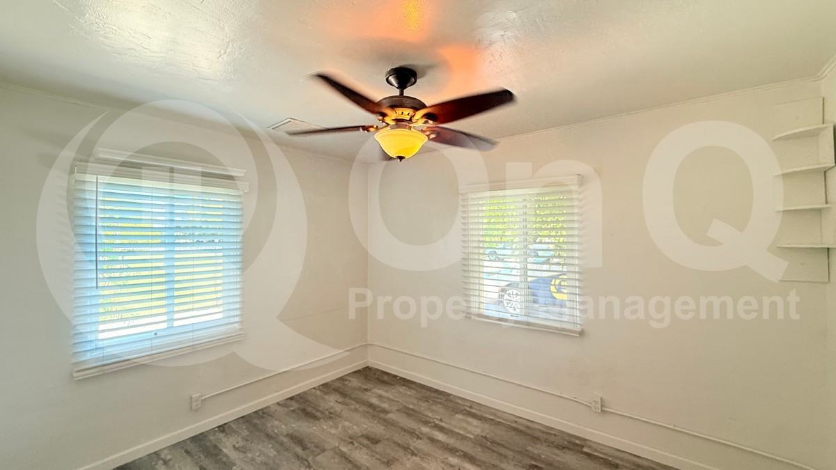 2626 W Vista Ave - Photo 7 of 20