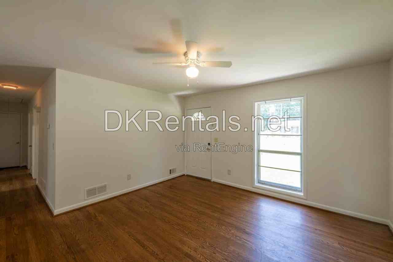 754 Sheffield Rd - Photo 6 of 20