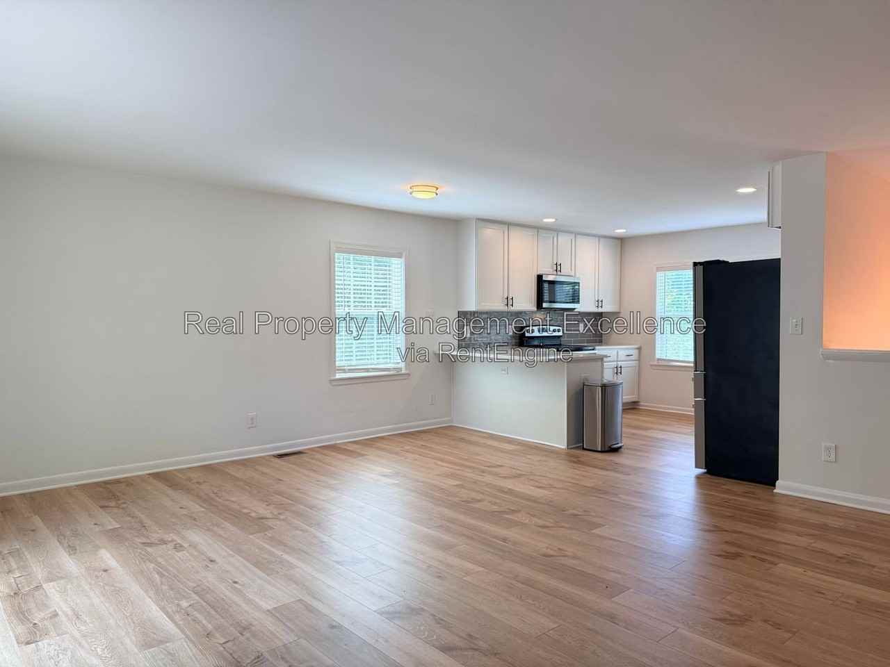 108 Hassell Ct - Photo 7 of 50