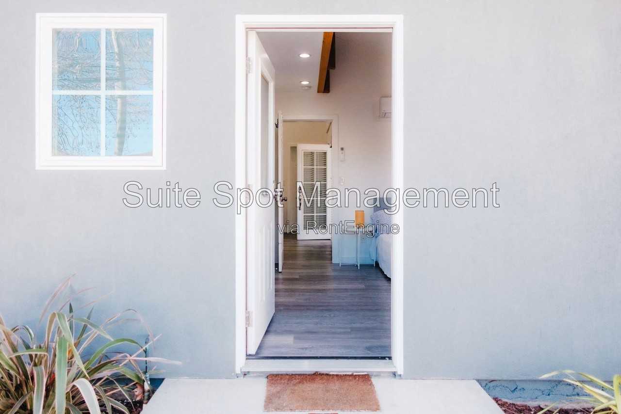 1409 Jefferson Ave #B2 - Photo 5 of 8