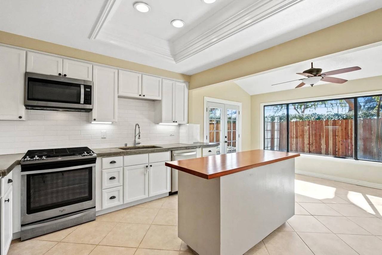 806 Silverwood Ave #NA - Photo 5 of 14