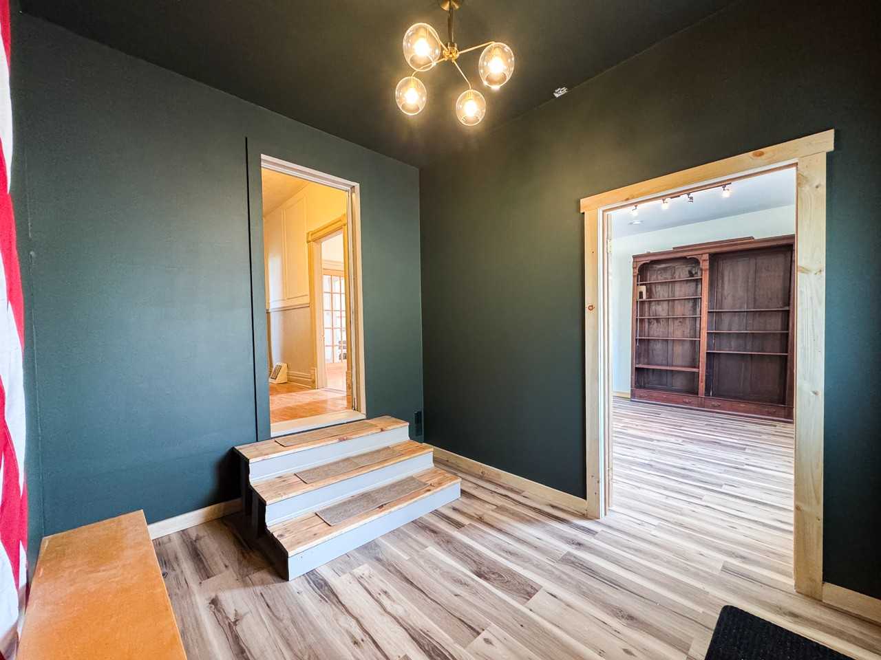 23 Gouverneur St #01A - Photo 3 of 16