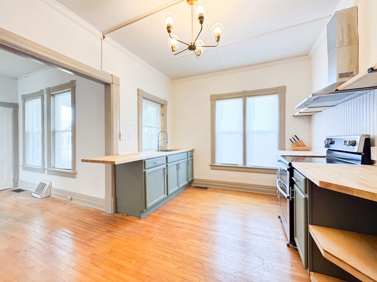 23 Gouverneur St #01A - Photo 5 of 16