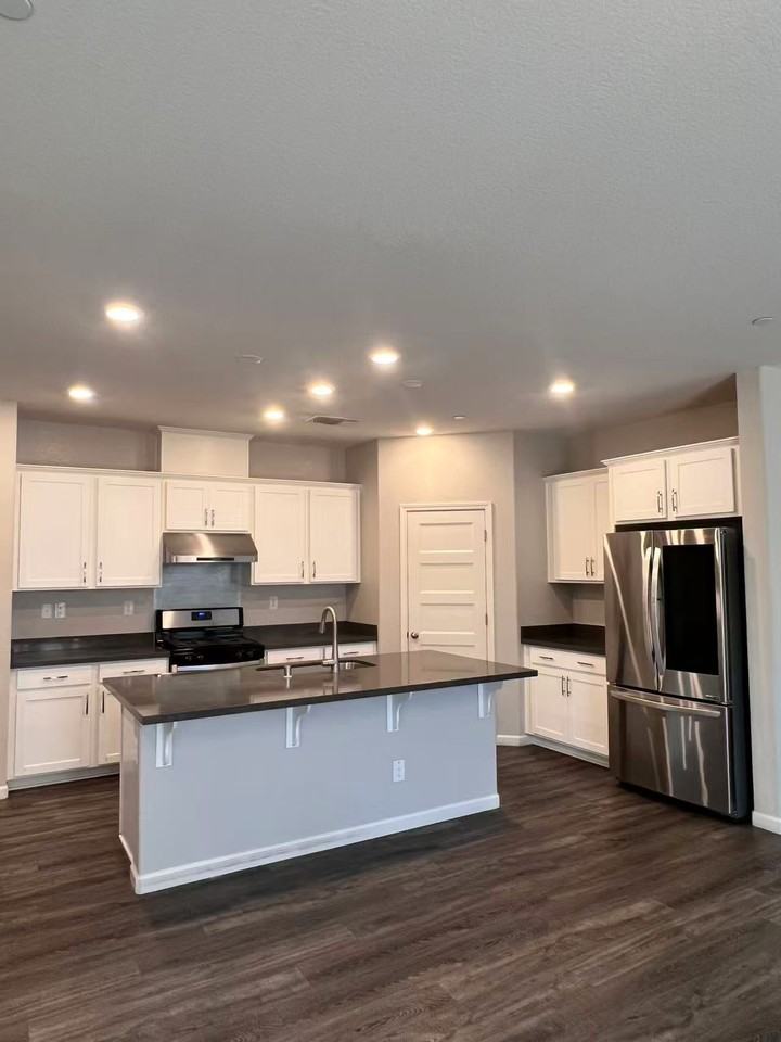 2727 Mabry Dr #NA - Photo 2 of 17