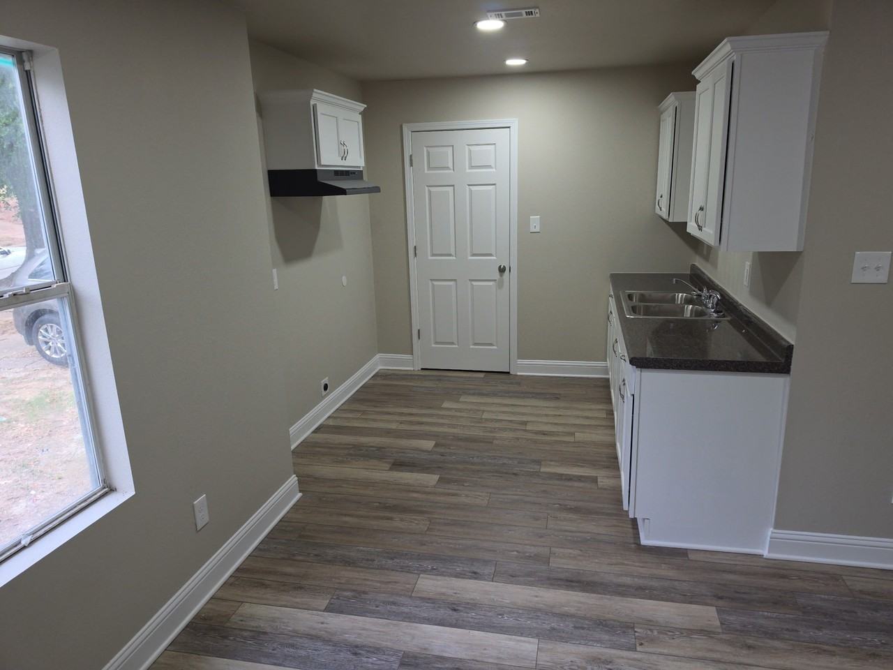 1512 Belwood St #NA - Photo 4 of 19
