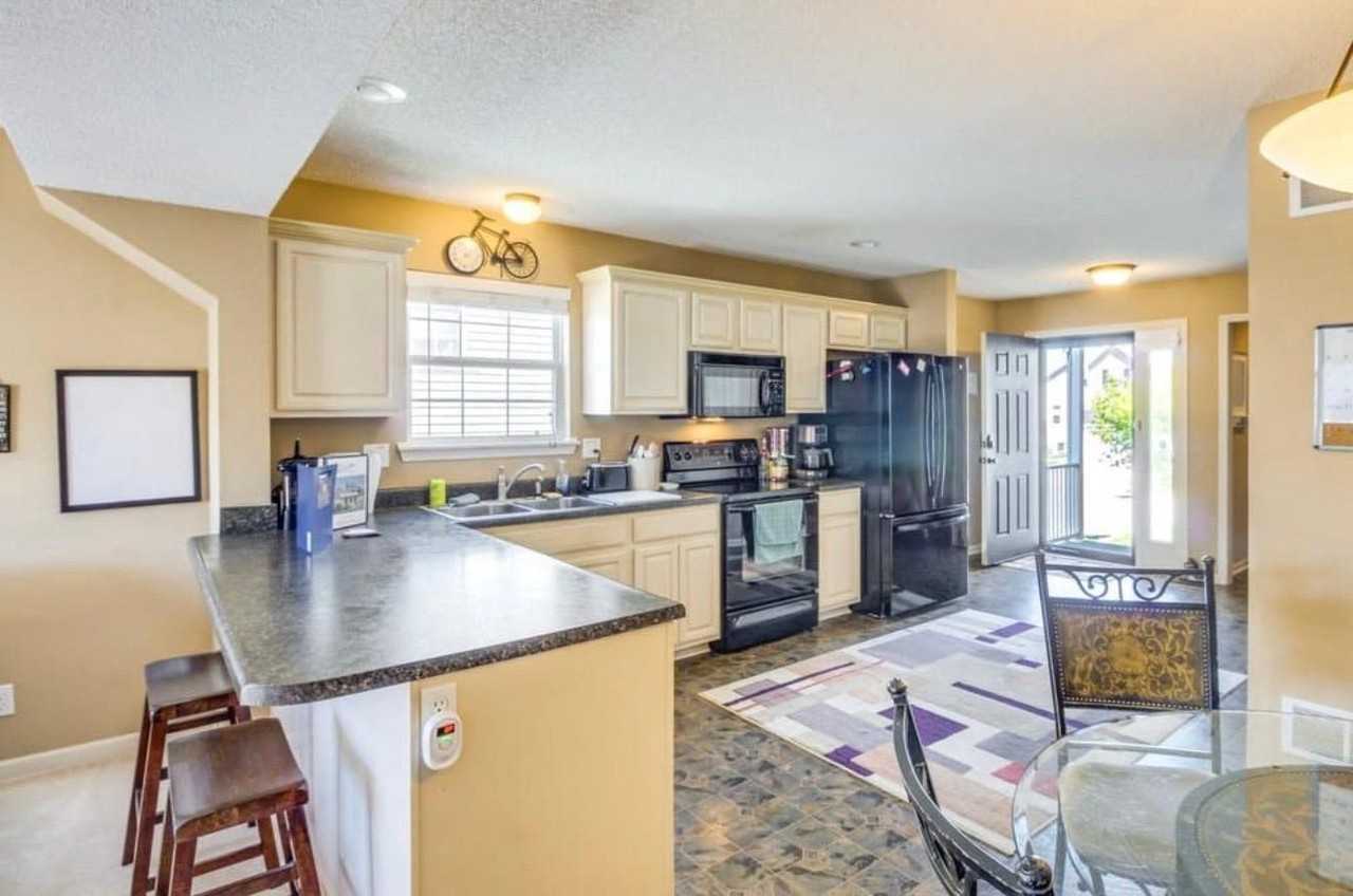 2230 Sw Suncatcher Rd - Photo 3 of 20