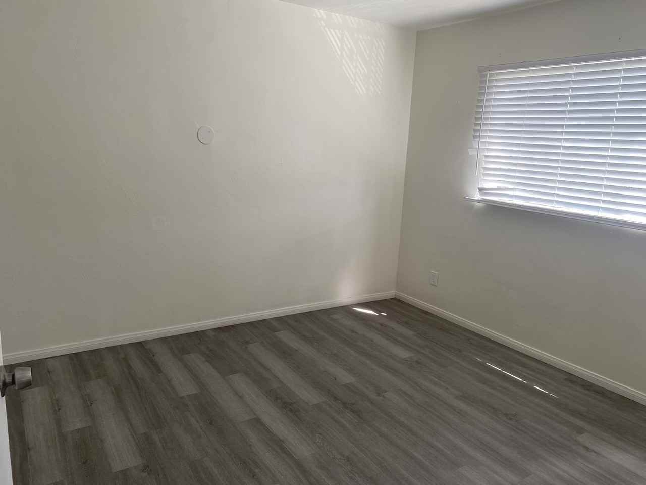 3877 Menlo Ave #6 - Photo 3 of 14