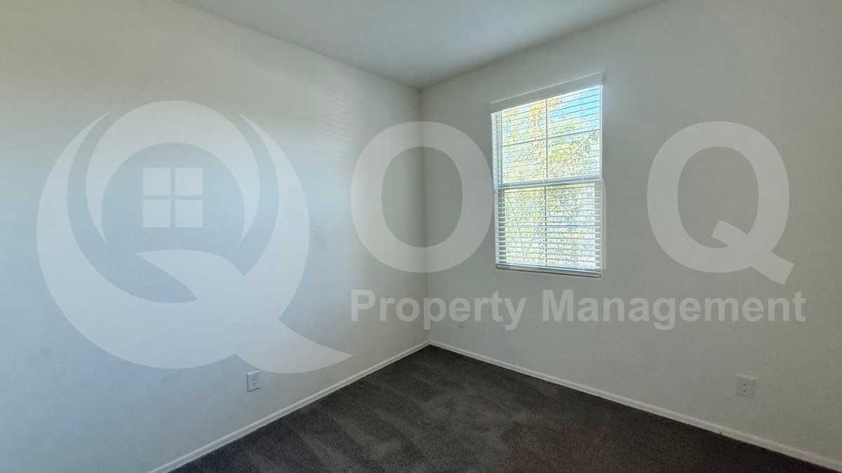 2491 S 123rd Dr - Photo 6 of 25