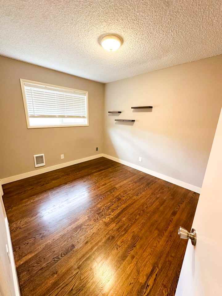1642 N 2nd Ave #NA - Photo 3 of 12