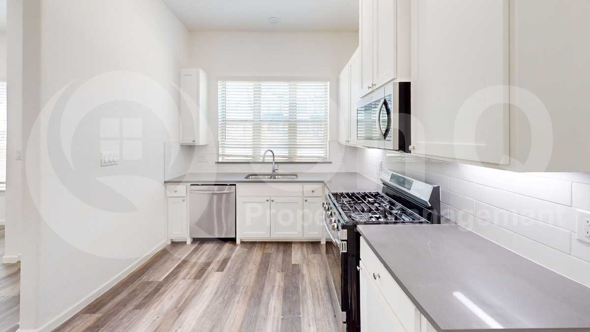 366 Buck Ridge Dr - Photo 5 of 24