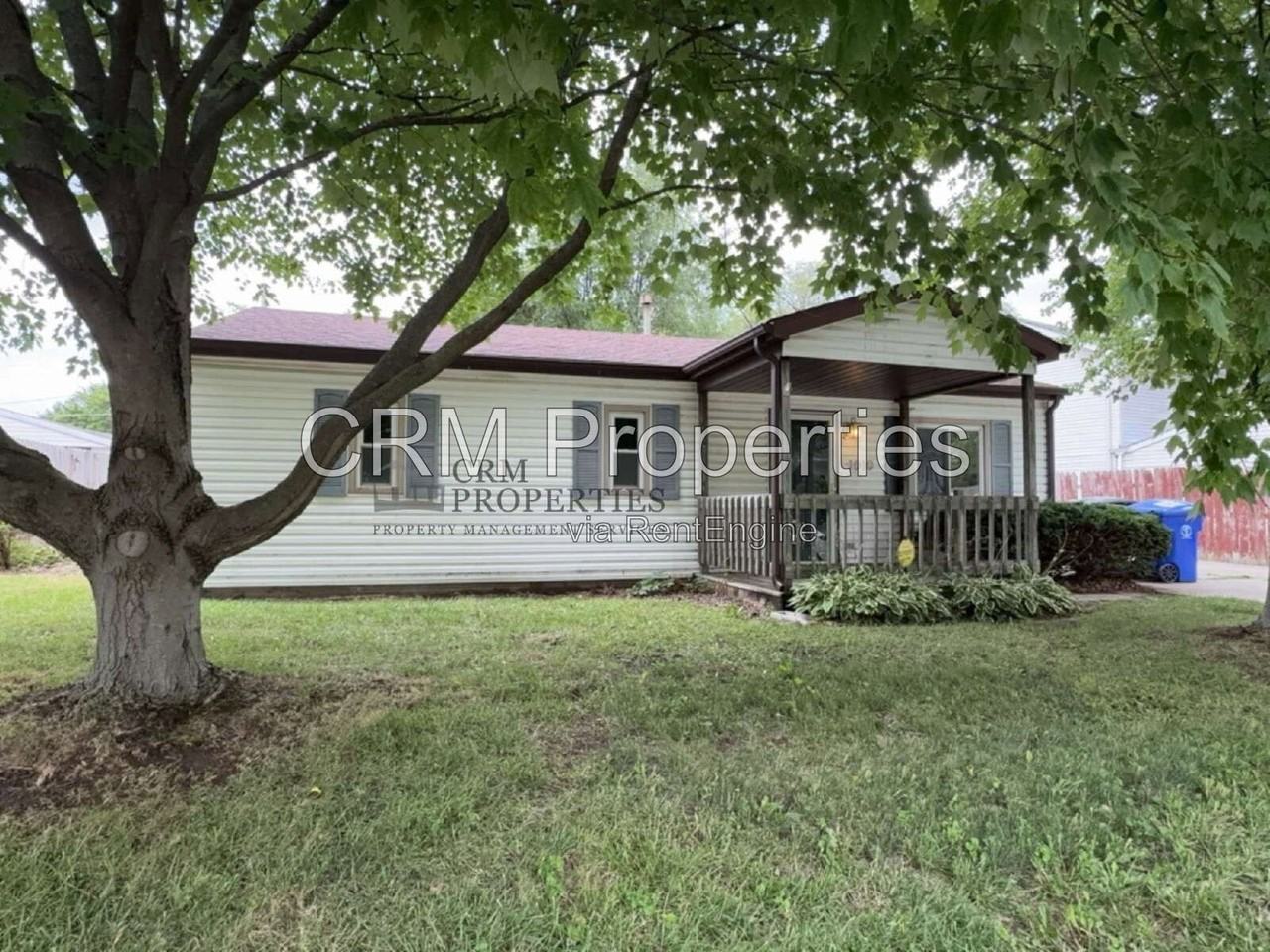 1010 Chippewa Ln - Photo 2 of 22
