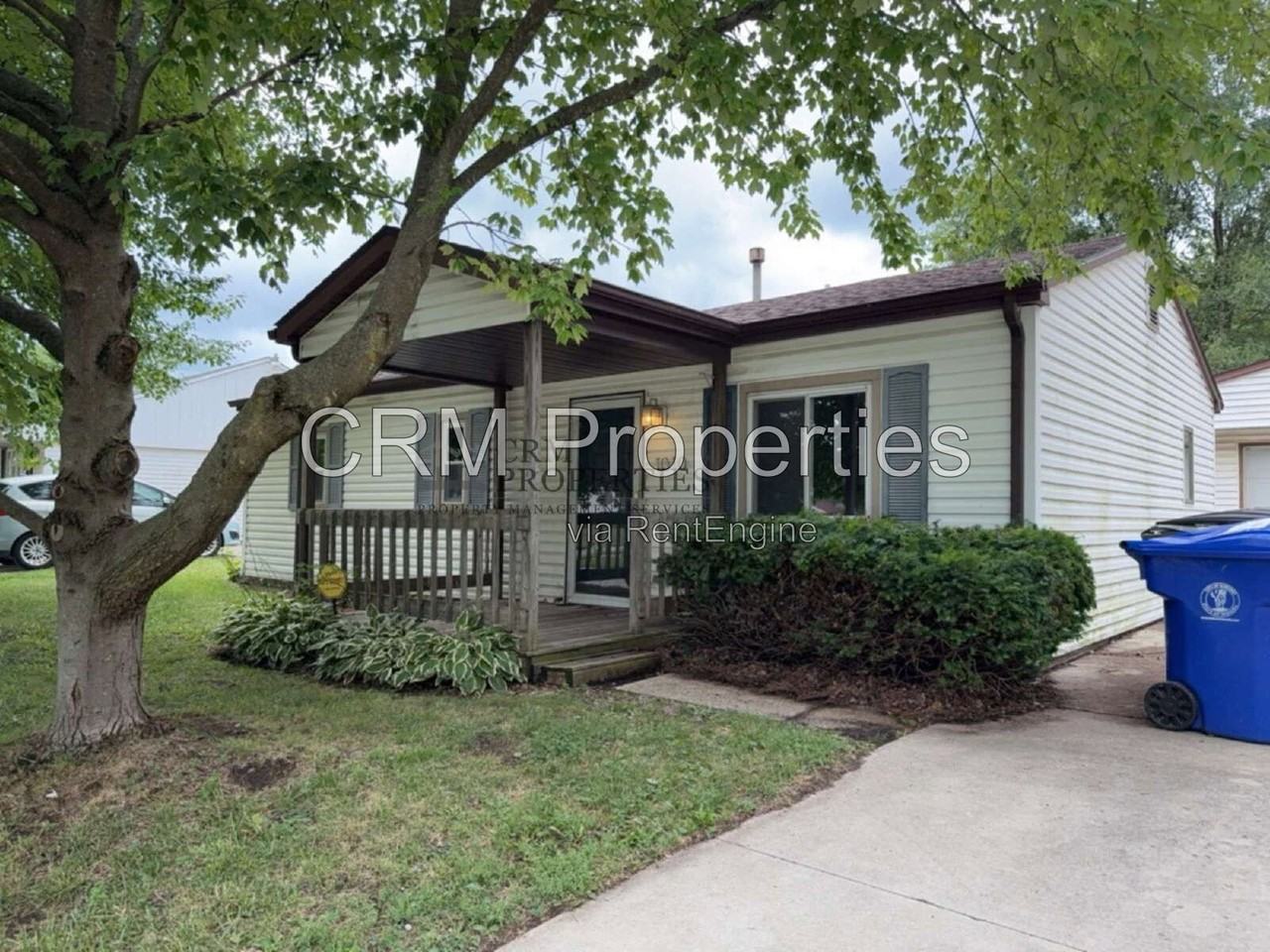1010 Chippewa Ln - Photo 3 of 22