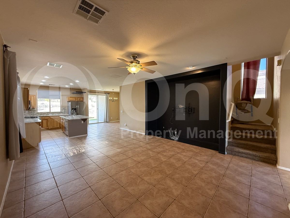 2512 W Old Paint Trl - Photo 4 of 29