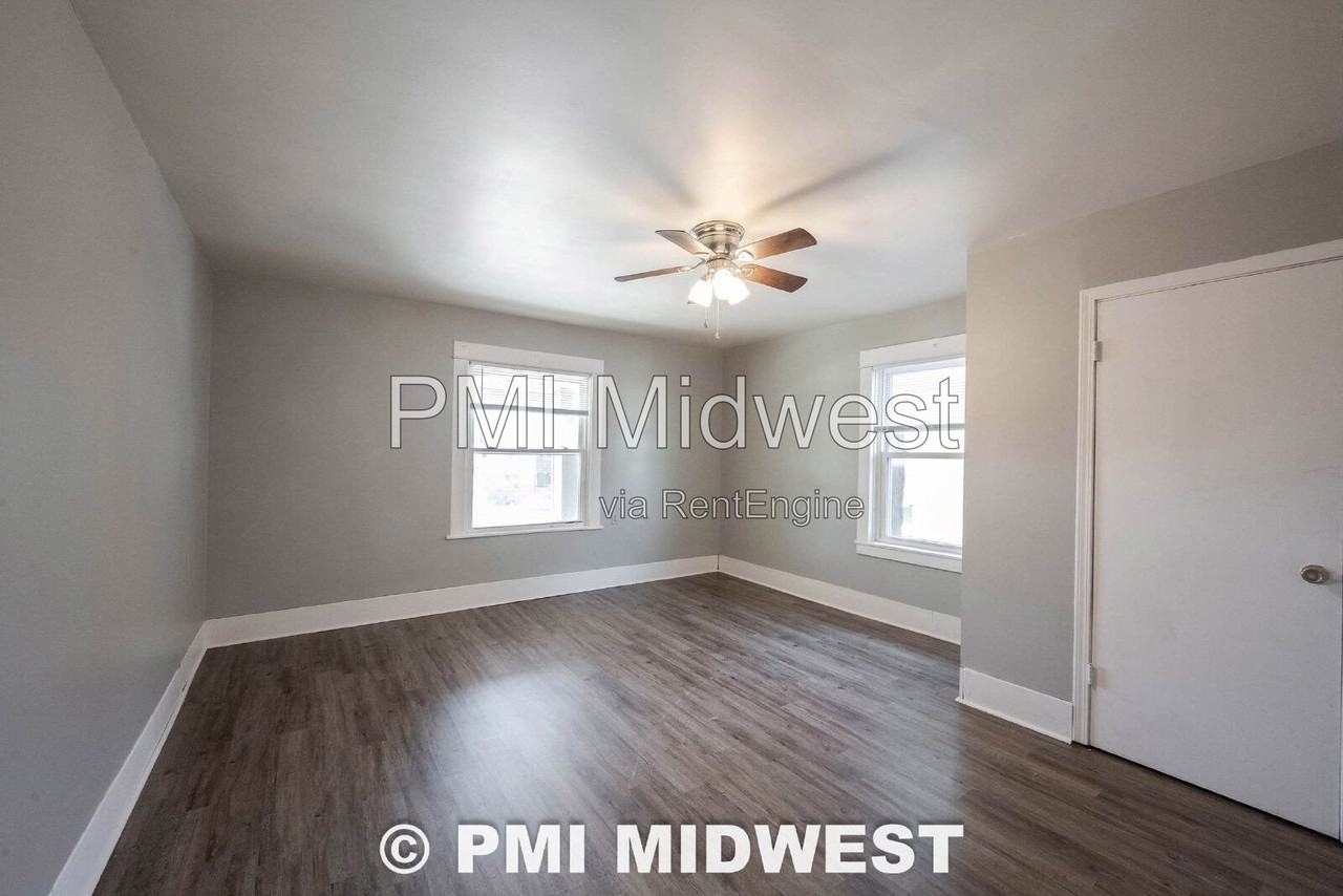 611 N Main St #3 - Photo 5 of 16
