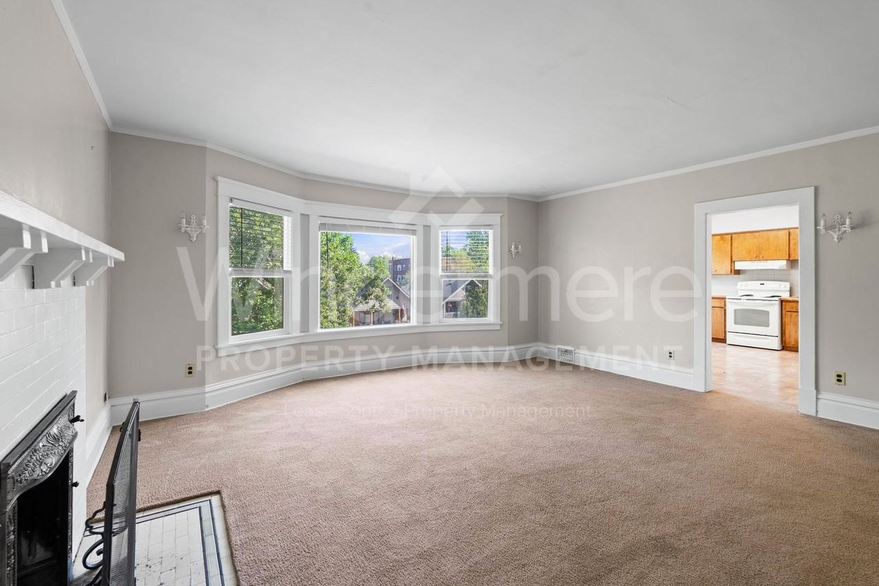 1321 W 11th Ave - Photo 5 of 42