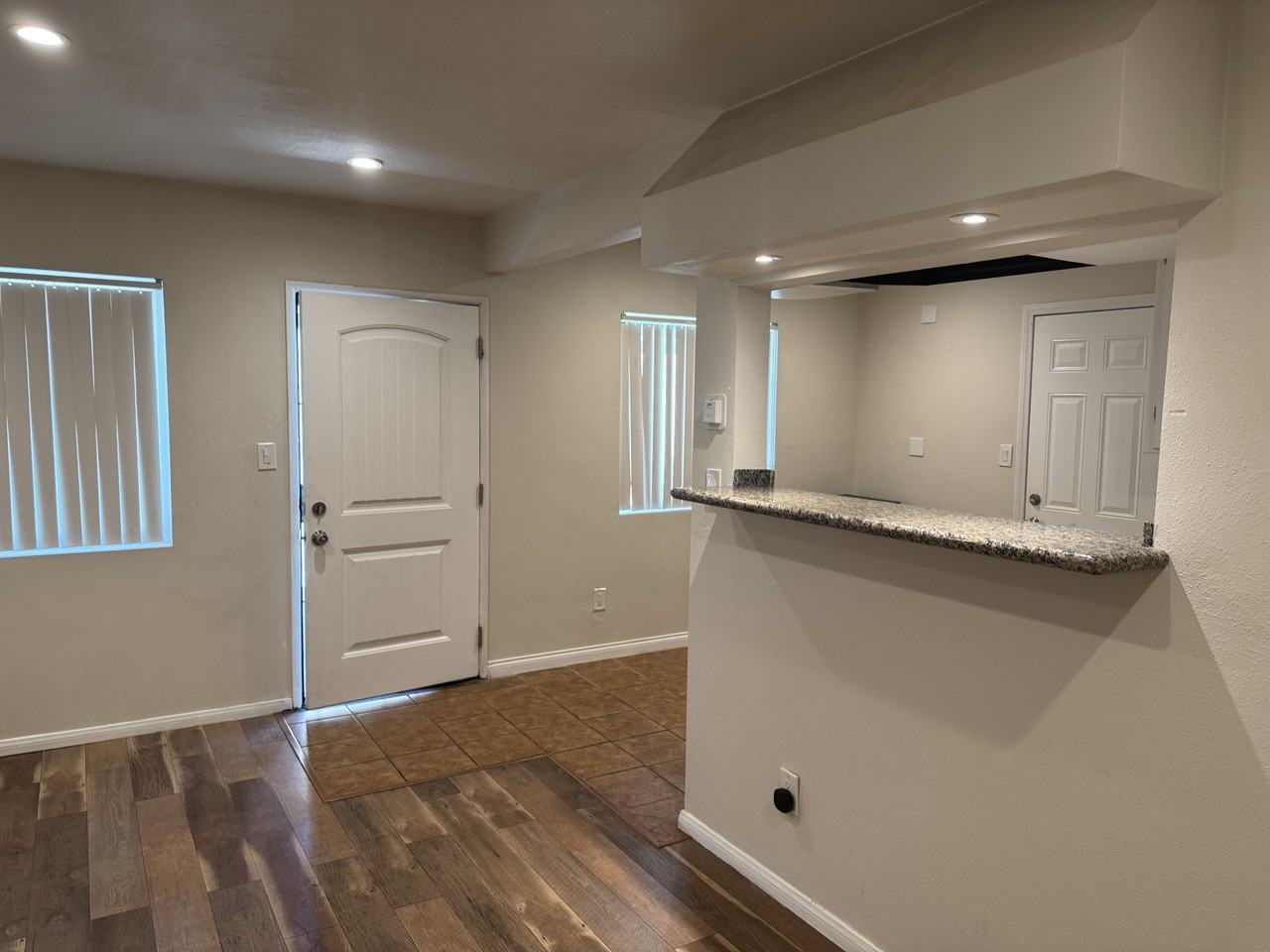 24449 University Ave #B - Photo 2 of 16